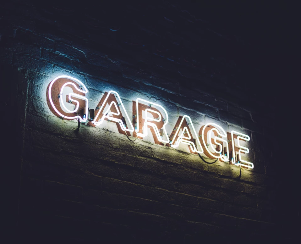 garage background